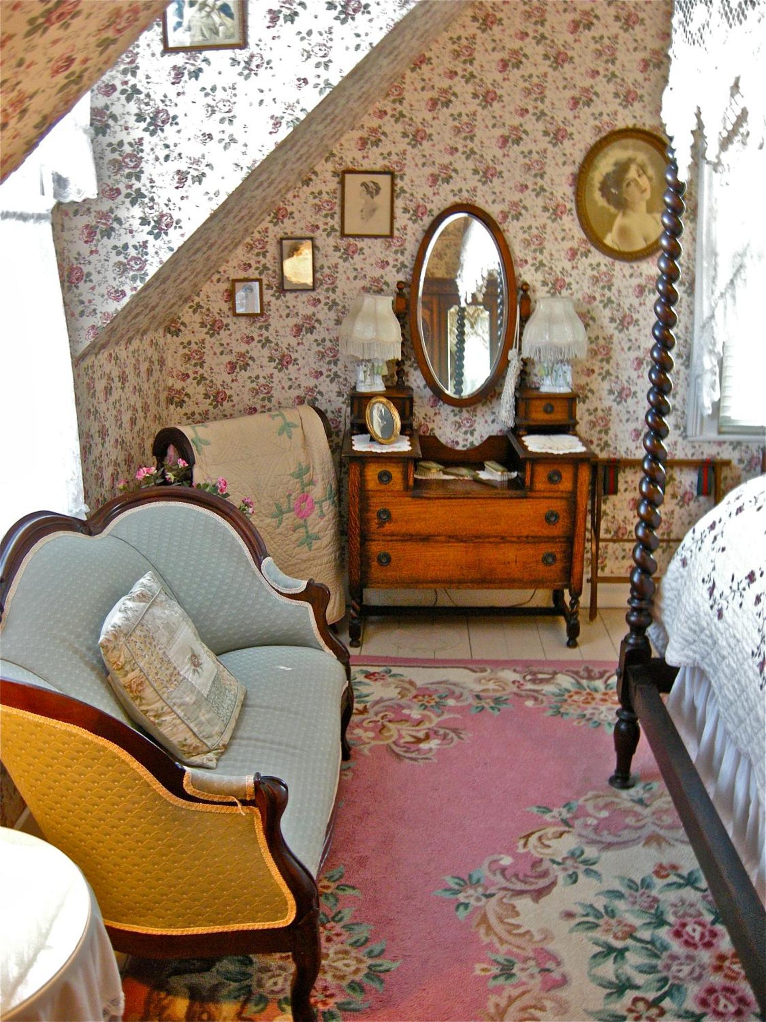The Old Tower House Bed & Breakfast 노스 벤드 외부 사진