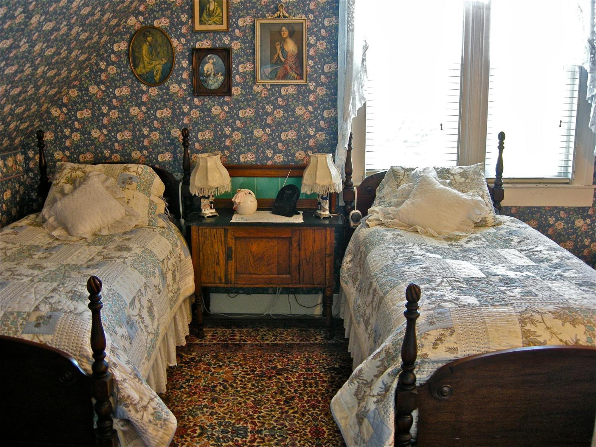 The Old Tower House Bed & Breakfast 노스 벤드 외부 사진