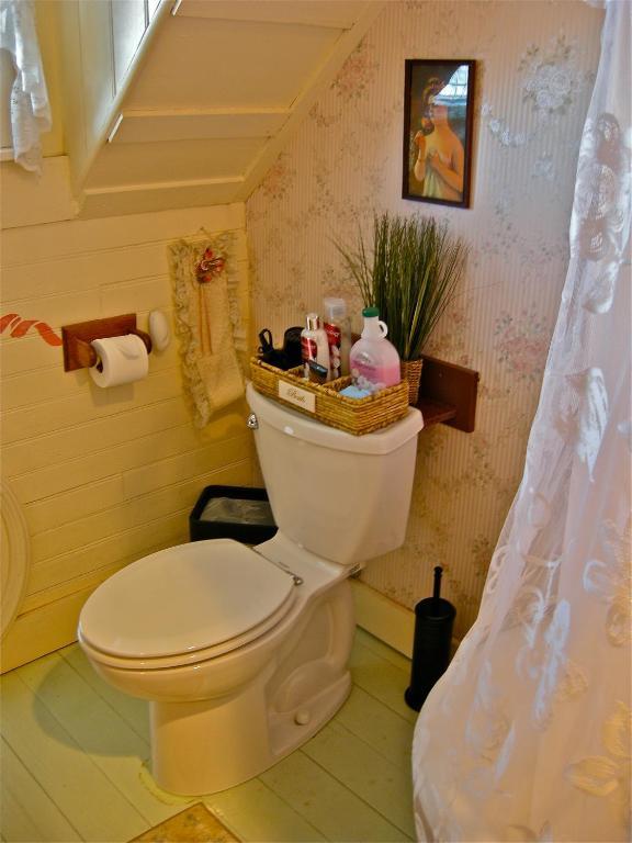 The Old Tower House Bed & Breakfast 노스 벤드 객실 사진